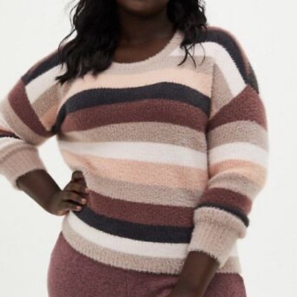 Torrid Stripe Drop Shoulder Fuzzy Yarn Crop Sweater Size XL/1X (Torrid 1) - Picture 1 of 4